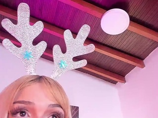 Live webcam model sofievanss on Soda Cams