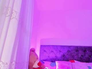 Sofievanss live cam preview