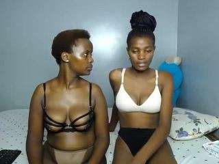 blackwidoww44 webcam