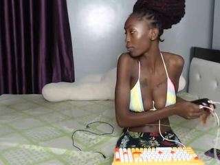 blackwidoww44 webcam