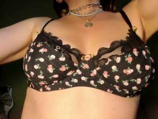 mspurrfectlove Live Webcam on CamSoda