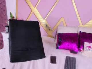 shellbydiorx Live Webcam on CamSoda