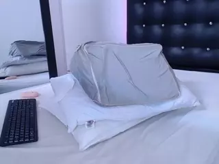 DANI's Live Sex Cam Show