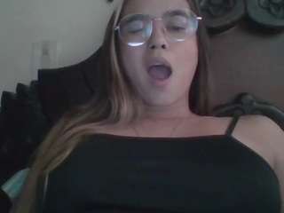 trianabell webcam model