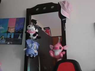 trianabell live cam profile