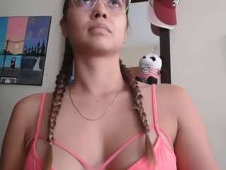 trianabell live webcam show