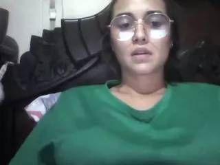Trianabell's Live Sex Cam Show