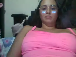 Trianabell's Live Sex Cam Show