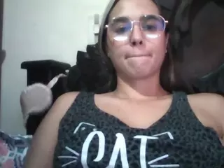 Trianabell's Live Sex Cam Show