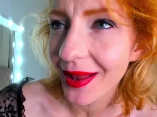 AlisaRedheir's Live Sex Cam Show