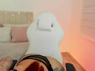 MiaThaylor's Live Sex Cam Show