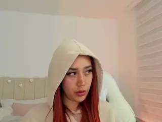 MiaThaylor's Live Sex Cam Show