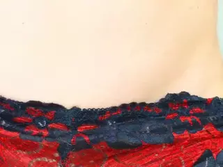 SquirtHairyLola's Live Sex Cam Show