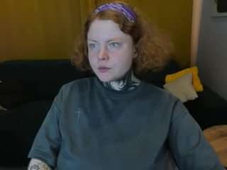 CassieRedKiss
