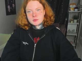 cassieredkiss webcam