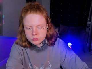 cassieredkiss