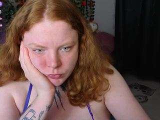 le modèle cassieredkiss est en webcam porno dans un show sur le site camsoda, il possède les tags suivants: ass,natural,young adult,toys,tittyfuck,teen-18,tease,tattoos,strip,spank,smoking,shaved pussy,red hair,asshole,pussy,naked,feet,blowjob,cute,dildo