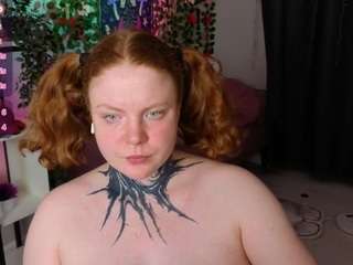 le modèle cassieredkiss est en webcam porno dans un show sur le site camsoda, il possède les tags suivants: ass,natural,young adult,toys,tittyfuck,teen-18,tease,tattoos,strip,spank,smoking,shaved pussy,red hair,asshole,pussy,naked,feet,blowjob,cute,dildo