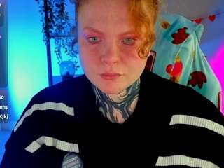 CassieRedKiss
