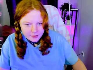 CassieRedKiss