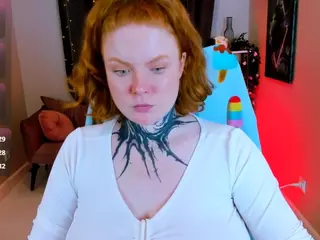 CassieRedKiss's Live Sex Cam Show