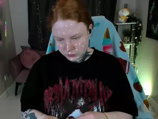 CassieRedKiss's Live Sex Cam Show