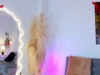 chantal-smith Live Webcam on CamSoda