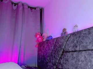 valentina-alba Live Webcam on CamSoda