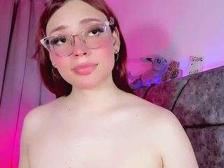 valentina-alba Live Webcam on CamSoda