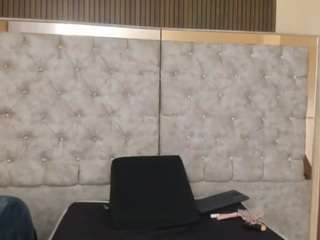 antonella-cutee's live room