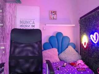 ashley-baker19