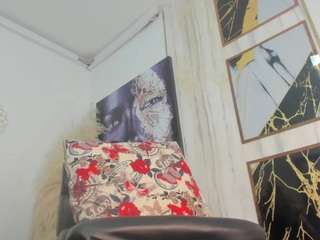 hotass-bigcook webcam model