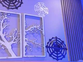 Lunar-leen live cam preview