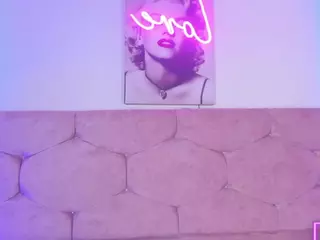 lunar-leen's Live Sex Cam Show