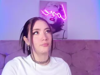 lunar-leen's Live Sex Cam Show