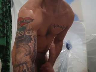 rentedbimanymen Live Webcam on CamSoda