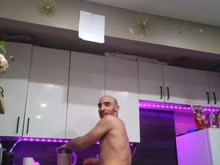 rentedbimanymen Live Webcam on CamSoda