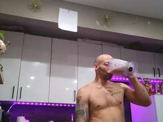 rentedbimanymen webcam