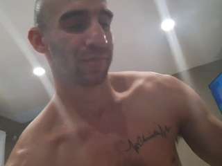 le modèle rentedbimanymen est en webcam porno dans un show sur le site camsoda, il possède les tags suivants: american,anal toys,tattoos,smoking,roleplay,orgasm,muscular,milf,middle aged,lean,jerk off,italian,handjob,facial piercings,cock rating,brown eyes,bdsm,bald,hd,white