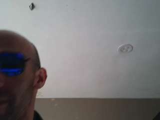 rentedbimanymen webcam model