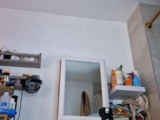 rentedbimanymen webcam