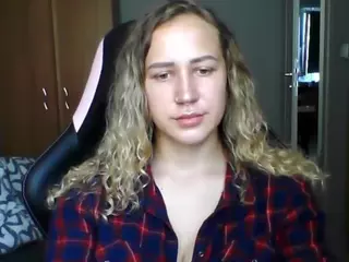 CatrinWomen's Live Sex Cam Show