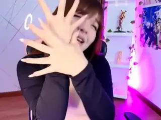 FluffyBubble21's Live Sex Cam Show
