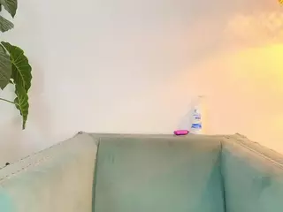 FluffyBubble21's Live Sex Cam Show