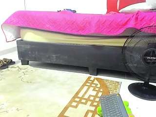 User 565