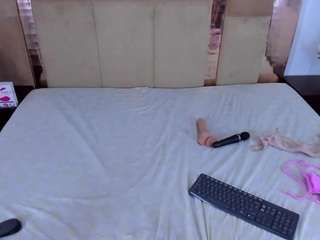 lizbrookx Live Webcam on CamSoda