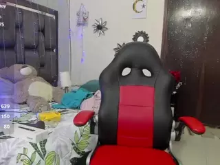 MELISSAMASSU's Live Sex Cam Show