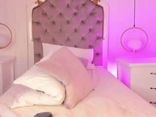 pushaina-03 Live Webcam on CamSoda