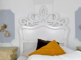 pushaina-03's Live Sex Cam Show