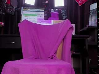 raissasky Live Webcam on CamSoda